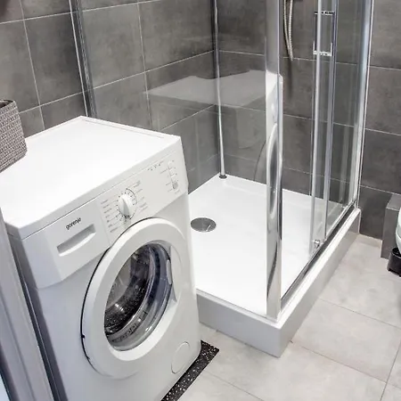 Al-dom Szary Bursztyn Apartmán